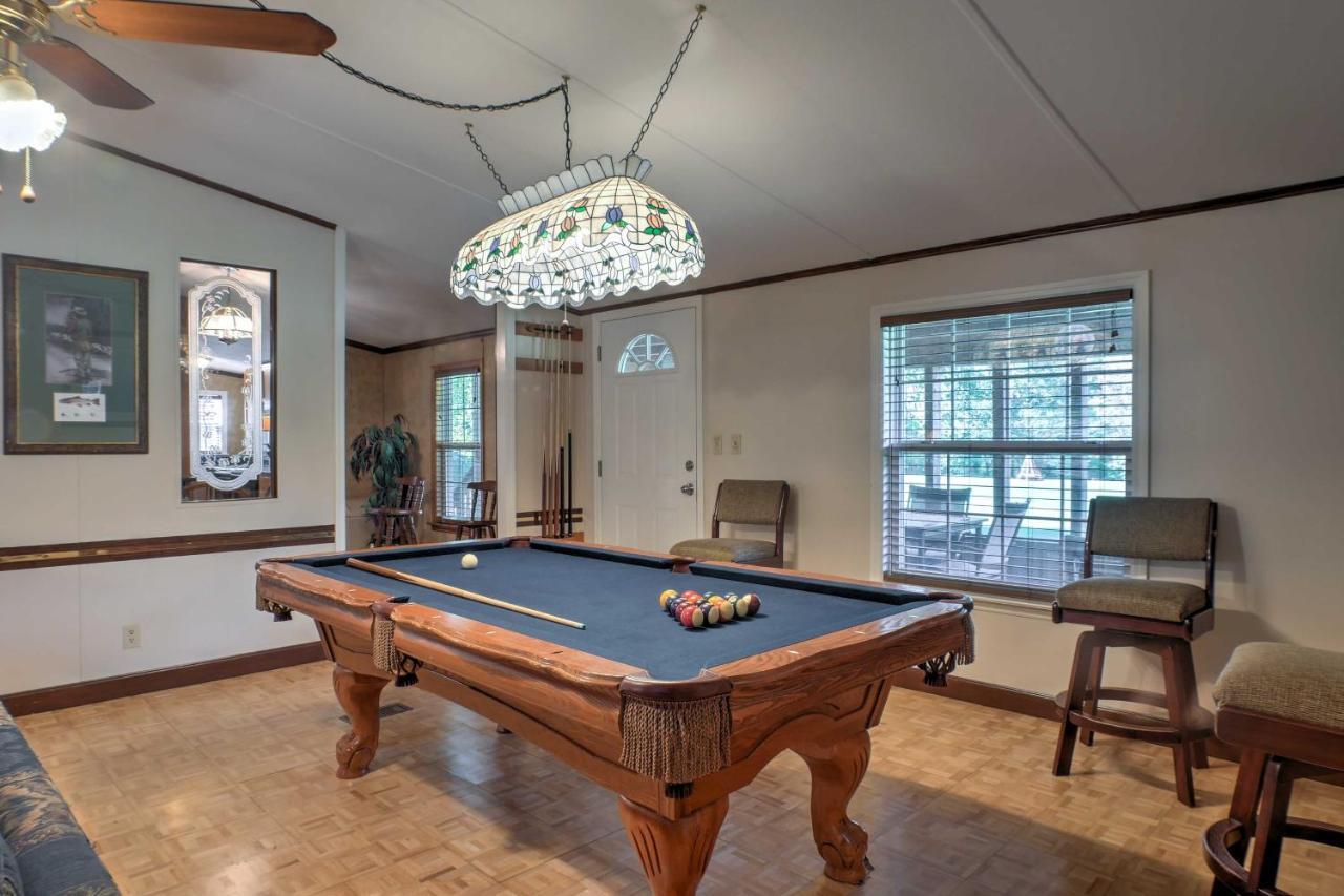 Ooltewah Cabin With Grill, Pool Table And Porch! Bagian luar foto