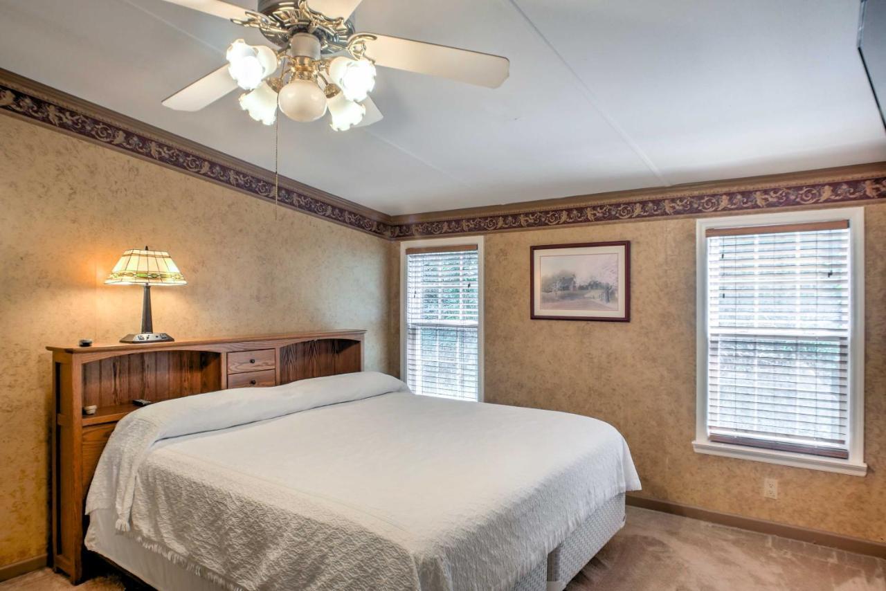 Ooltewah Cabin With Grill, Pool Table And Porch! Bagian luar foto